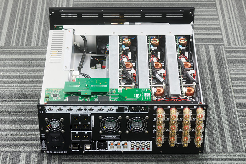 I.ISP 3D 16.12 ELITE 功率放大器部分采用3塊四通道設(shè)計(jì)的D類功放模塊實(shí)現(xiàn)12通道輸出，這些功放模塊全部采用PASCAL公司的出品