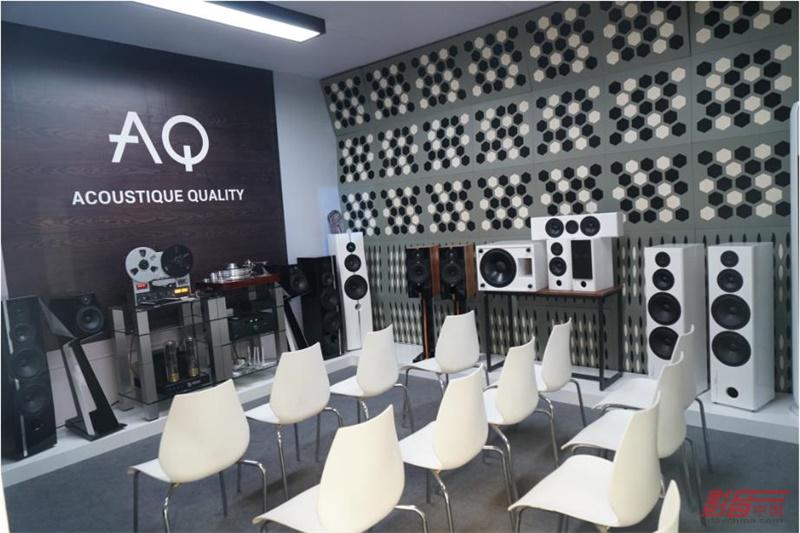 AQ此次于AWE 2019上专门搭建的试听室