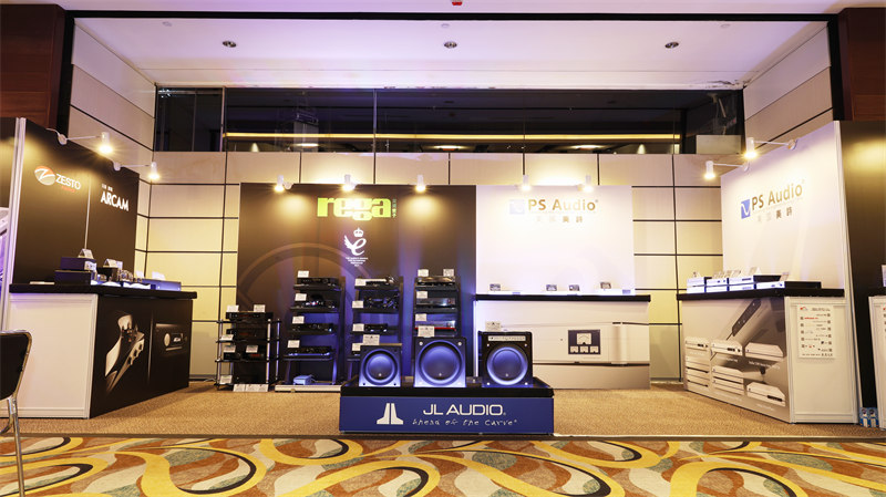 2021 hk av show show pix for jl audio 002_.jpg