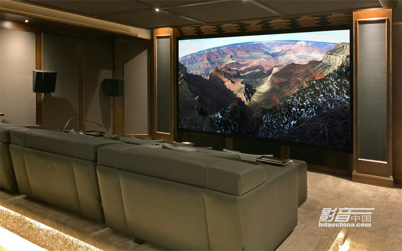 Alcons-Audio-Brad-Scott-Home-theatre-Florida-USA-1.jpg