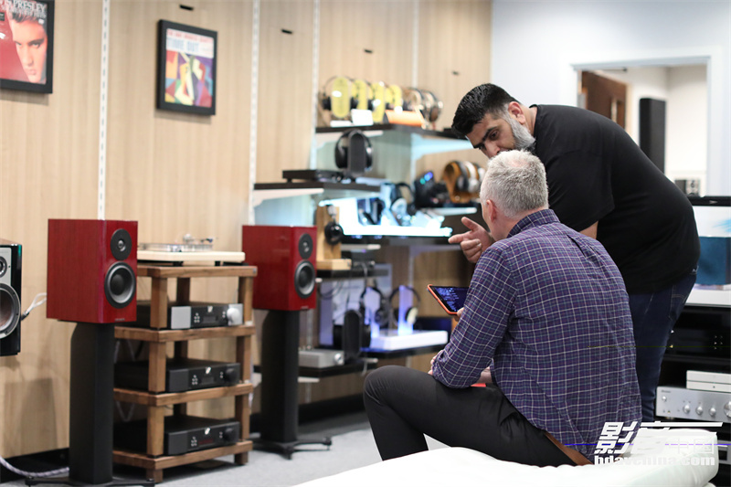 Hifonix Hi-Fi store restyled - HiFi and Music Source.jpg