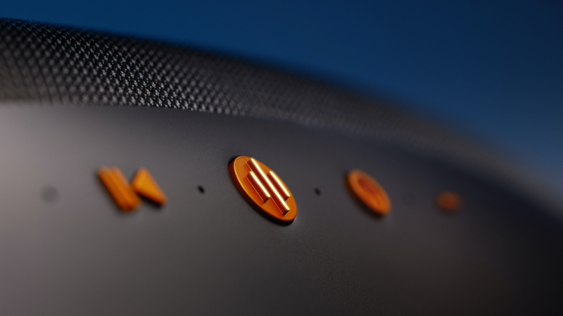 03B&W C Zeppelin McLaren Edition Button Detail Beauty - 16x9.jpg