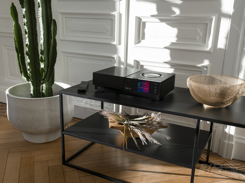 NAIM UNITI NOVA PE 601.JPG