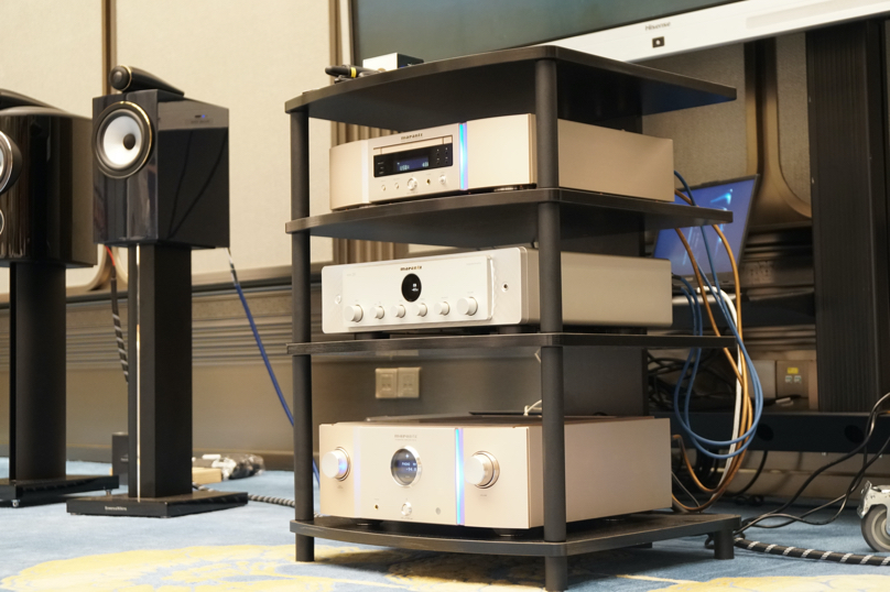 MARANTZ PM-10źMARANTZ SA-10.JPG