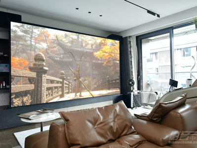 ҷá桶񻰣աEPSON 4K콢ͶӰŹ Ϸ̽