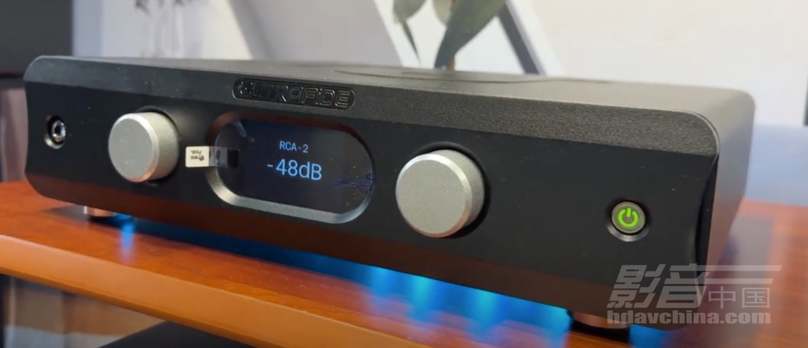 902-MC2 Audio01.JPG