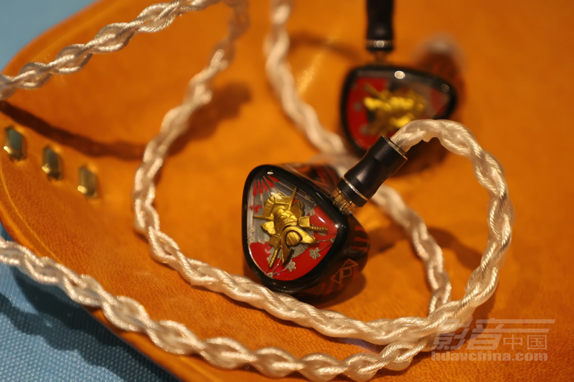 402-Noble Audio .JPG