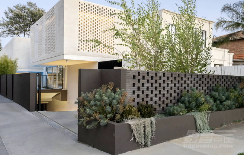 \ 1-URBAN RETREAT.PNG