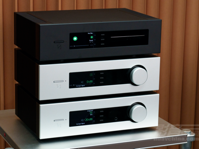 �����͡�QUAD Platina�׽�ϵ�У�����ʵ��Ȼ���������Ƕ�������׷��