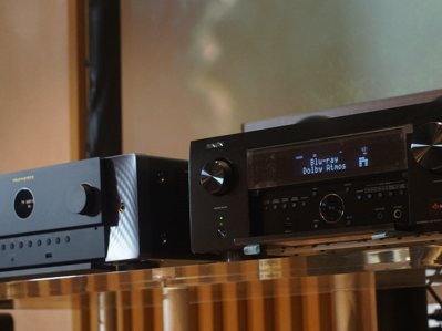 ׷��ӰԺ������С�����Ƚ���AVC-X6800H��Cinema 50������������Ǳ��