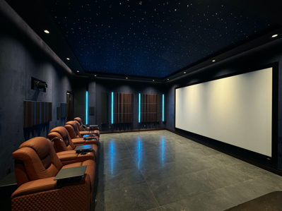 ���ݷﻹ���ø�����������7.4.4ȫ����4KӰԺ��ˢ�½��ݶ���ӰԺ��ά��