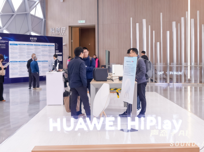 �������HUAWEI HiPlay���ӹ���ԭ������̬��������Ʒ�Ա�