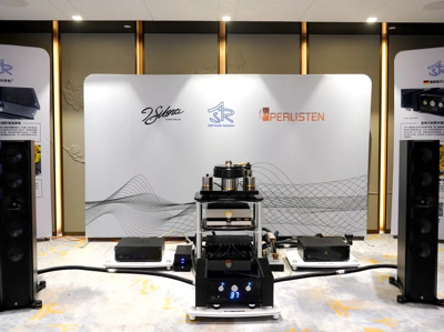 ���䰸�� | ASR & Perlisten & J. Sikora & Canor �����ķŴ󻷾�����������ɫ�ֹ�