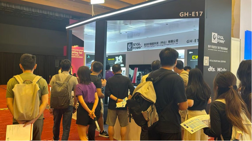 \ 10月27日香港国际秋季灯饰展在香港_002.JPG