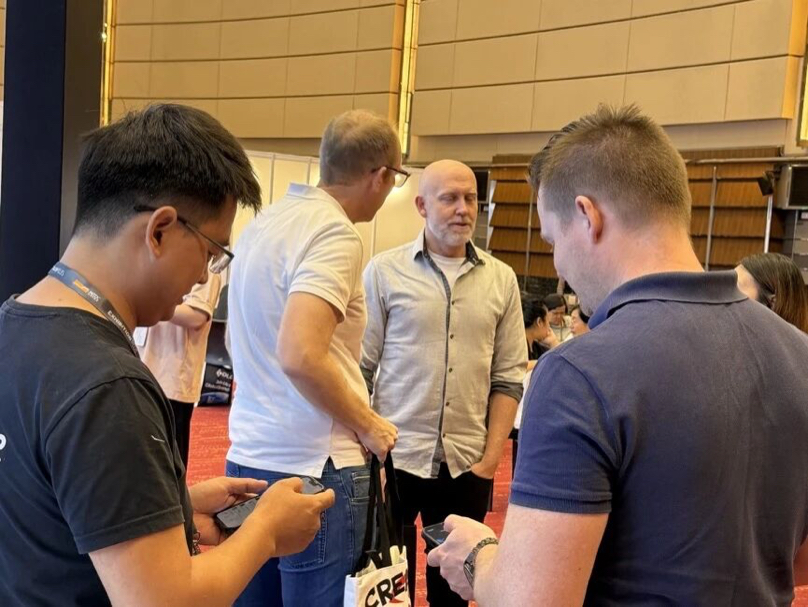 \ 10月27日香港国际秋季灯饰展在香港_009.JPG