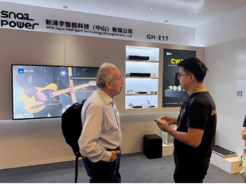 \ 10月27日香港国际秋季灯饰展在香港_019.JPG